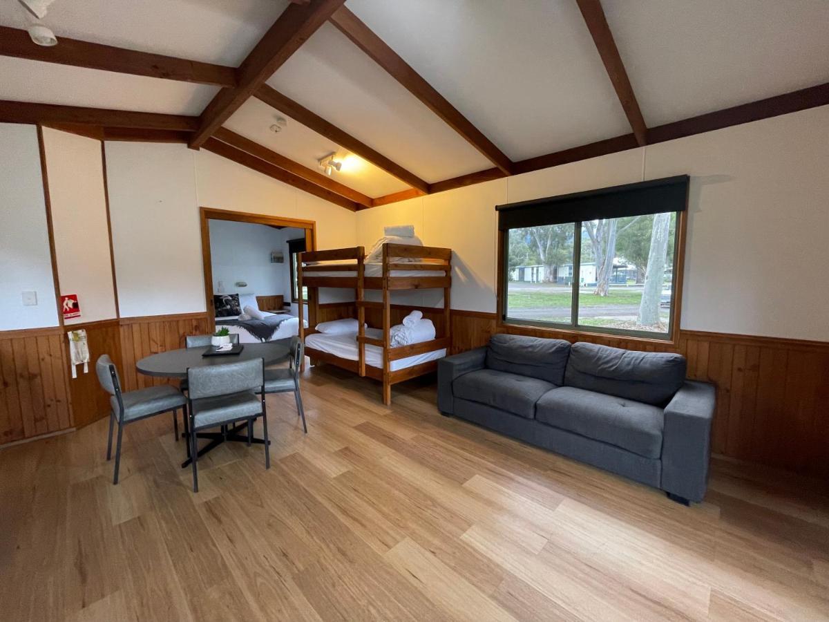 Breeze Holiday Parks - Grampians ホールズギャップ エクステリア 写真