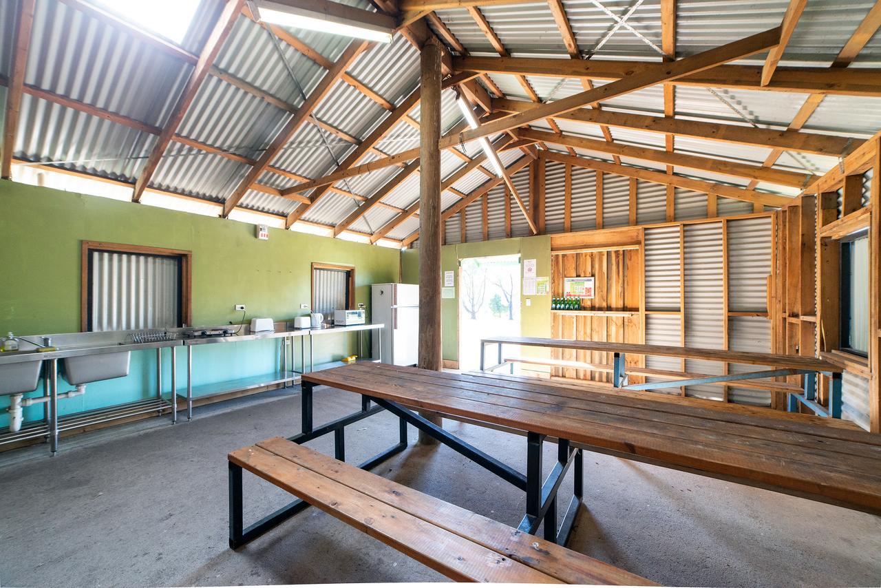 Breeze Holiday Parks - Grampians ホールズギャップ エクステリア 写真