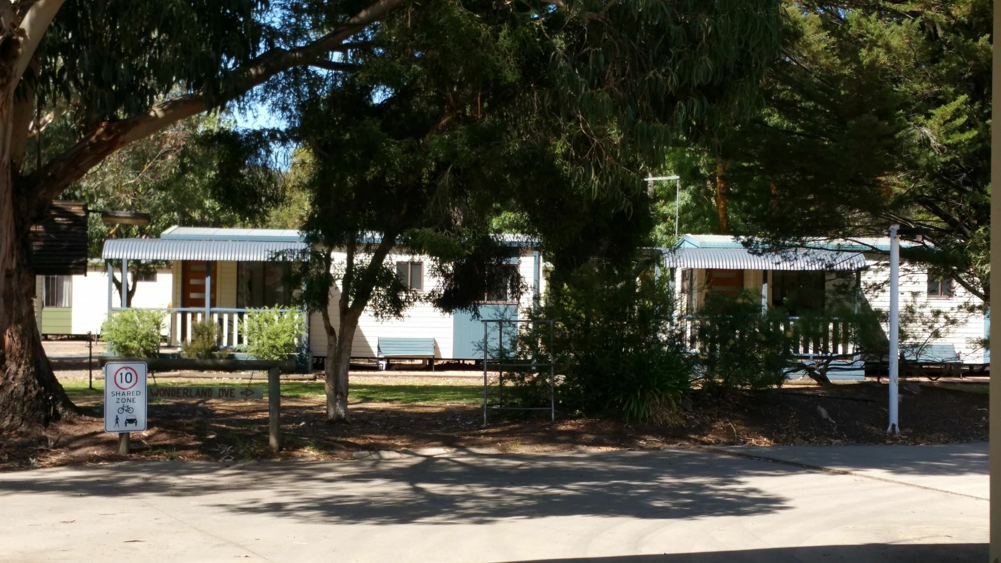 Breeze Holiday Parks - Grampians ホールズギャップ エクステリア 写真